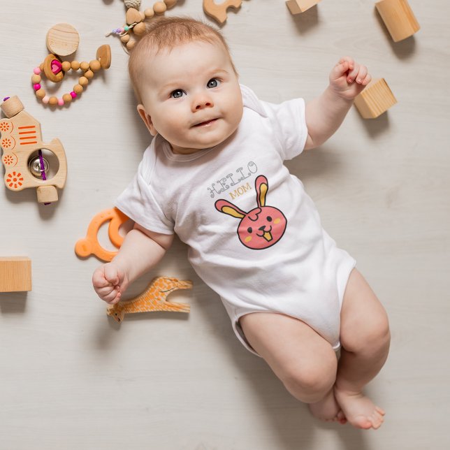 Body Para Bebé Conejo Personalizado Conejo de Pascua (the easter bunny in this adorable hello mom rabbit design bodysuit or tshirt.)
