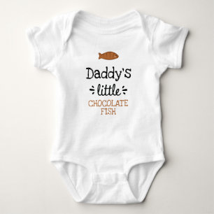 Body Para Bebé [Cualquier texto] Pequeño traje de chocolate para 