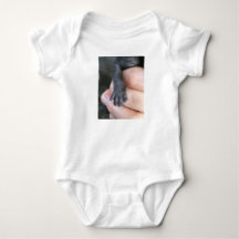 Cuida de mí, Bodysuit de gatito bebé