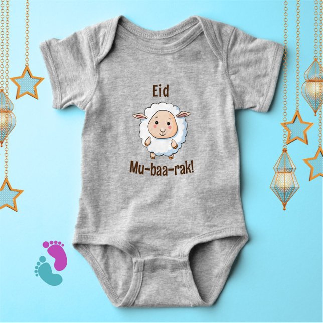 Body Para Bebé Cuidadosa oveja "Eid Mubarak" Funny Baby Bodysuit (Celebrate the joy of Eid with this cute "Eid Mu-baa-rak!" cartoon sheep baby bodysuit!)