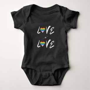 Body Para Bebé El amor LGBTQIA es el amor al corazón del arcoiris