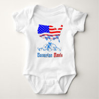 El Bavarian americano arraiga la camiseta del bebé