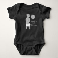 El pequeño tirador del papá
