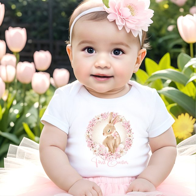 Body Para Bebé El primer conejito de Pascua (First Easter Cute Easter Bunny Pink Baby Bodysuit)