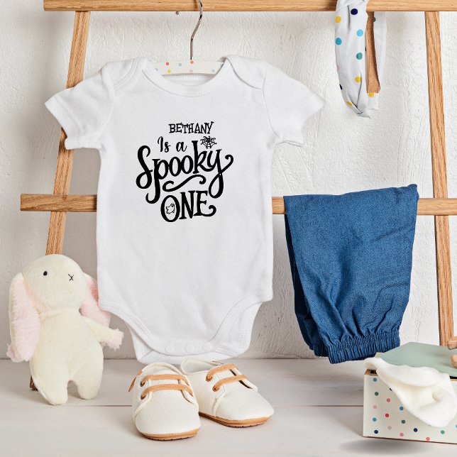 Body Para Bebé Fiesta de cumpleaños del Spooky One Halloween (Subido por el creador)