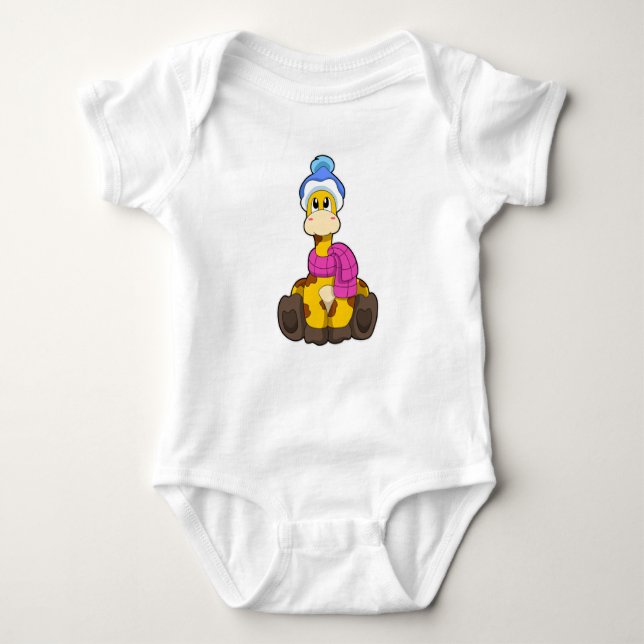Body Para Bebé Giraffe en invierno con bufanda y Gorra (Anverso)