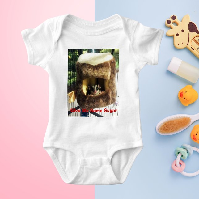 Body Para Bebé Glider azucarero en camión de árbol furtivo colgan (Sugar Glider in Furry Tree Truck Hanging Bed Baby Bodysuit)