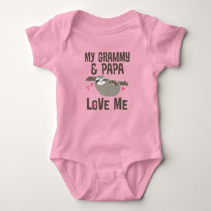 Body Para Bebé Grammy y papá me aman a mi abuela Sloth