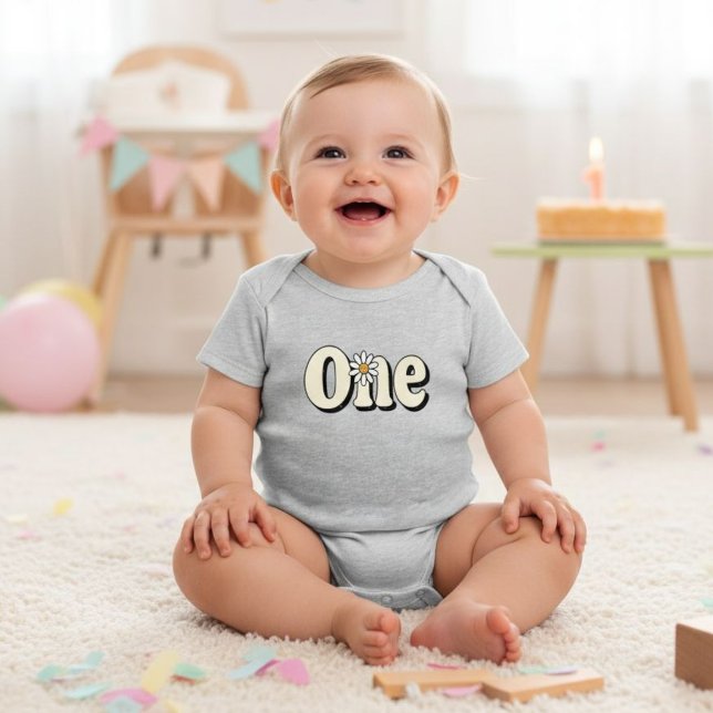 Body Para Bebé Groovy Retro Floral First Birthday Theme Tee (Subido por el creador)