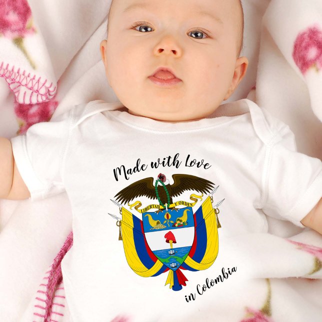 Body Para Bebé Hecha con amor en Colombia / Bandera colombiana (Subido por el creador)