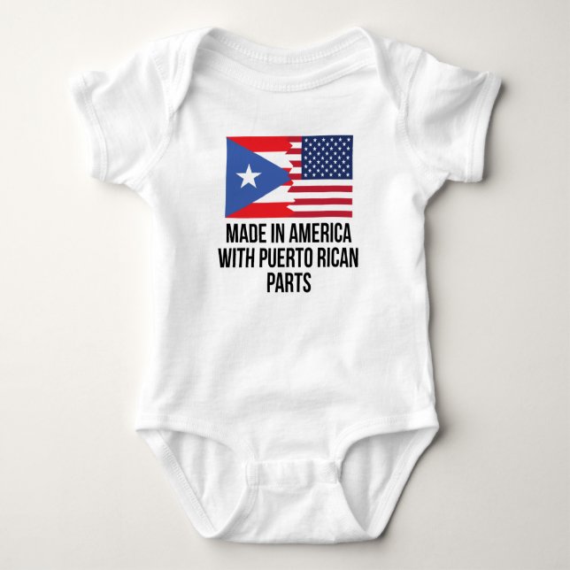 Body Para Bebé Hecho en América con las piezas puertorriqueñas (Anverso)