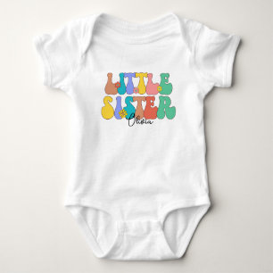 Body Para Bebé Hermana Pequeña Retro Groovy Nombre Personalizado