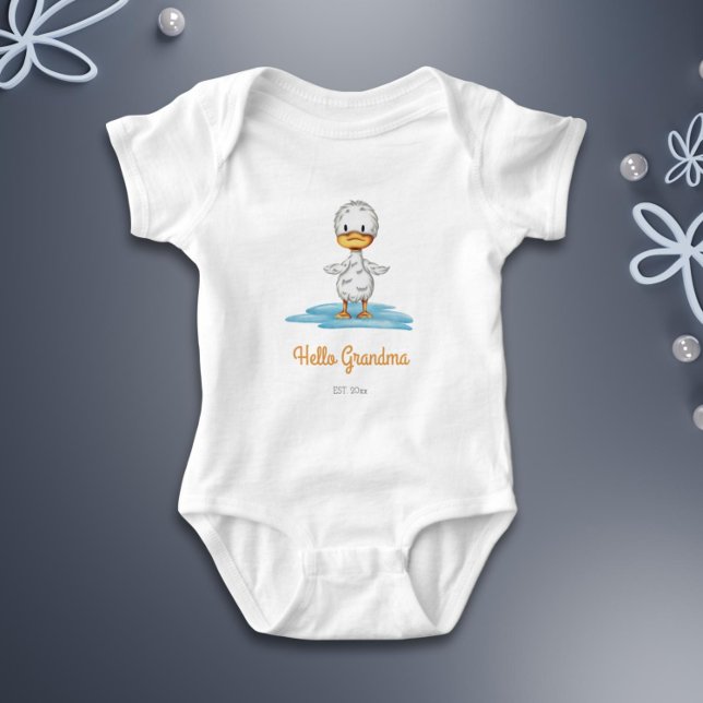 Body Para Bebé Hola abuela bebé revelar Invitación (Hello Grandma Baby Reveal Announcement Baby Bodysuit.jpg)