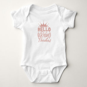 Body Para Bebé Hola Bebé con Corona Nombre del Bebé, Rosa Rubor