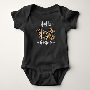 Body Para Bebé Hola Chicas de 1er Grado Estampado de Leopardo Reg