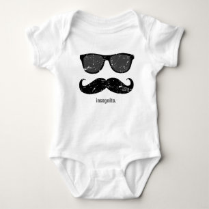 Body Para Bebé incógnito - bigote divertido y tonos rosas