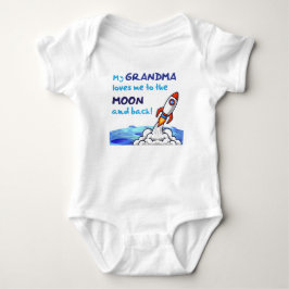 Body Para Bebé La abuela me ama a la luna y a la espalda