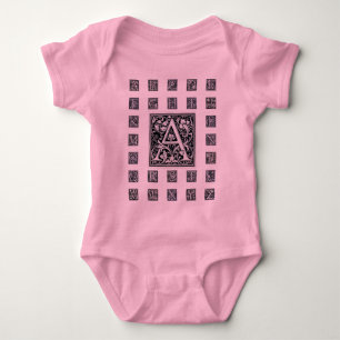 Body Para Bebé Letra decorativa "A" Woodcut Woodblock Inicial