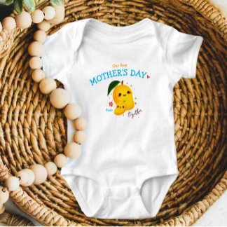 Body Para Bebé Lindo Nuestro Primer Día de la Madre Mango Persona