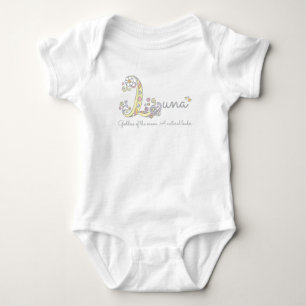 Body Para Bebé Luna chicas nombre significa corazones en monogram