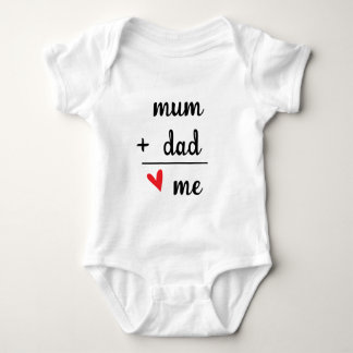 Body Para Bebé Mamá + Papá = Yo Anuncio de recién nacido lindo