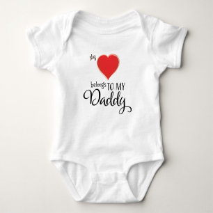 Body Para Bebé Mi corazón le pertenece a papi dulce moderno