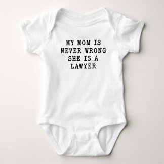 Body Para Bebé Mi Mamá Nunca Se Equivoca Es Abogada Divertido
