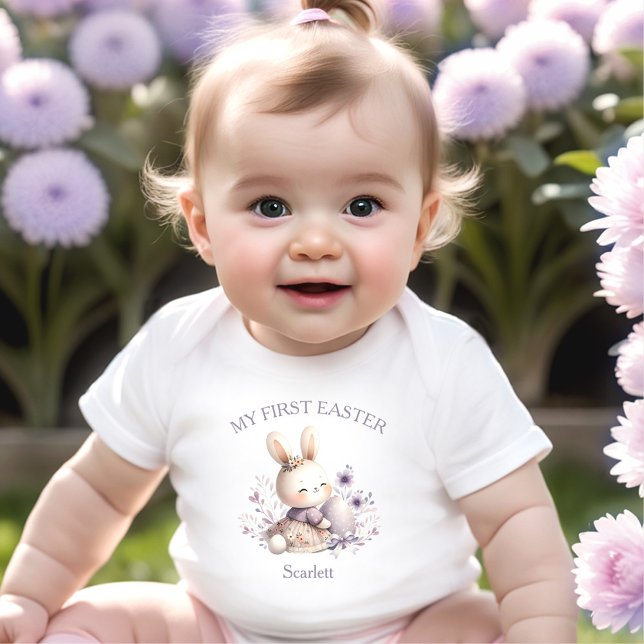 Body Para Bebé Mi primer nombre personalizado de Chica de conejit (My First Easter Bunny Girl Personalized Name Baby Bodysuit)