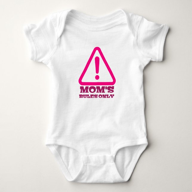 Body Para Bebé Mom’s Rules Only – Sassy New Mom Baby Apparel (Anverso)