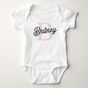 Body Para Bebé Monograma personalizado moderno y nombre Pastel ro