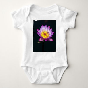 Body Para Bebé Morado Lotus Waterlily y Dragonfly Nymph