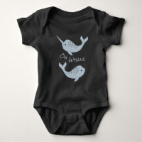 Narwhal Oh Whale Baby Bodysuit (texto ligero)
