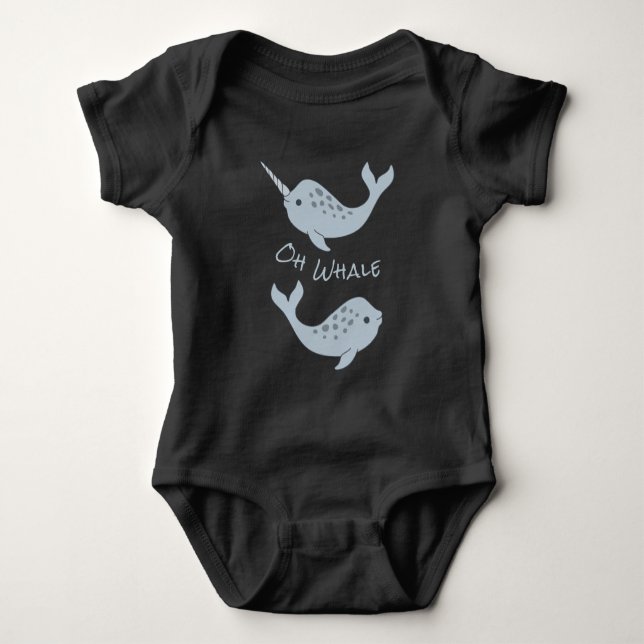 Body Para Bebé Narwhal Oh Whale Baby Bodysuit (texto ligero) (Anverso)