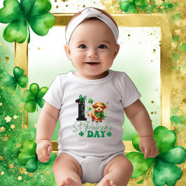 Body Para Bebé Niña bebé 1° Día de San Patricio con vaca Highland