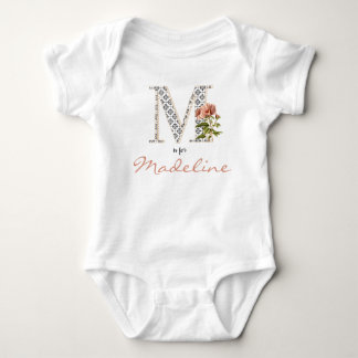 Body Para Bebé Nombre de Madeline Revelar Letra floral M Flor Chi