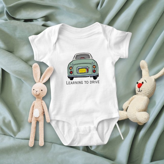 Body Para Bebé Nombre del controlador del coche del figarro verde (Cute green figaro car baby bodysuit just for your littlest driver)