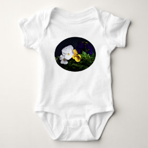 Body Para Bebé Pansitas blancas amarillas y moradas para bebés tr