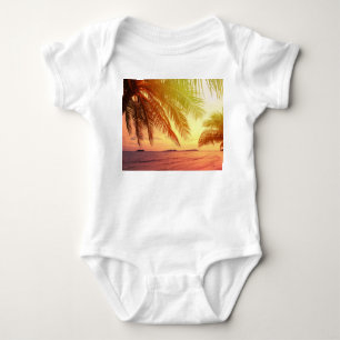 Body Para Bebé Paraíso de Playa Tropical: Paisaje Sereno.