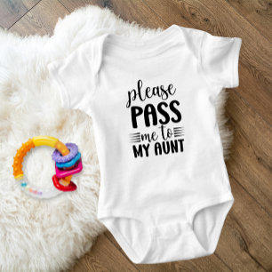 Body Para Bebé Pásame a mi tía: Un traje de bebé adorable