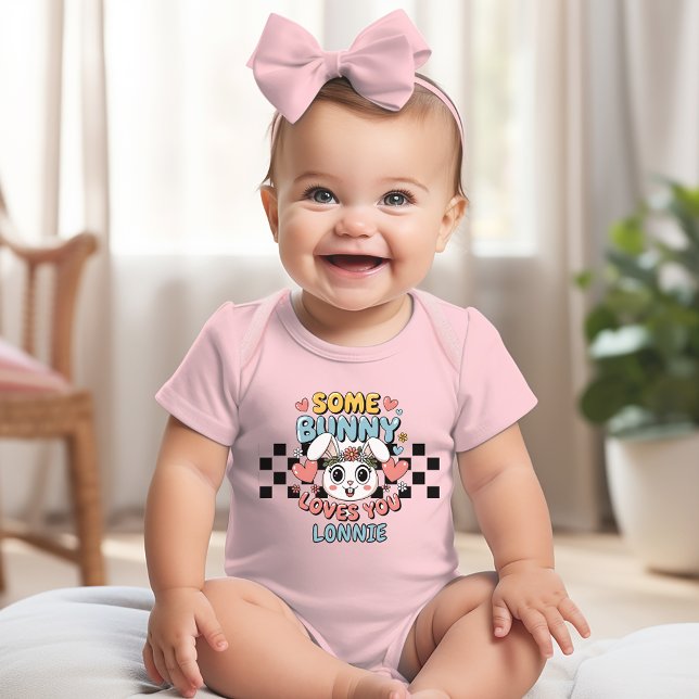 Body Para Bebé Pascua, a un conejo le encanta el traje (Subido por el creador)