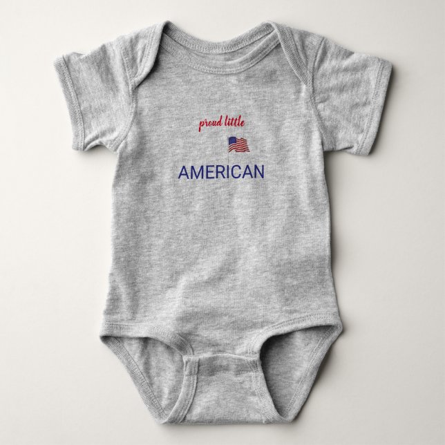 Body Para Bebé Patriótico Orgulloso Pequeño Estadounidense (Anverso)