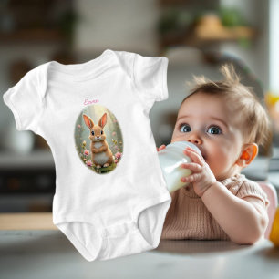 Body Para Bebé Pequeño conejito lindo rodeado de flores, niños