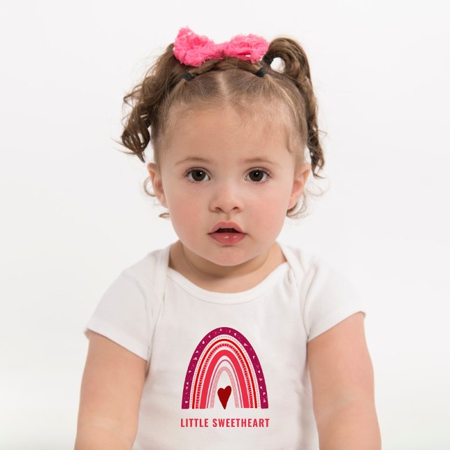 Body Para Bebé Pequeño Corazón Bohemio Arcoíris San Valentín (Subido por el creador)