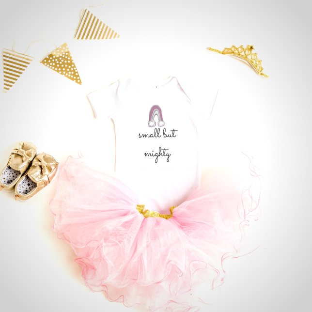 Body Para Bebé Pequeño pero poderoso Chica arcoiris rosa (Subido por el creador)