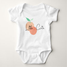 Pequeño traje de bebé