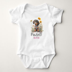Body Para Bebé Perro Dachshund personalizado en las flores