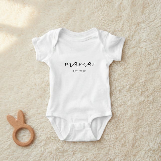 Body Para Bebé Personalized Mom and Est. Date Sweatshirt, Custom  (Subido por el creador)