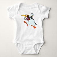 “Pinguino Elegante con Camiseta de Esmoquin**