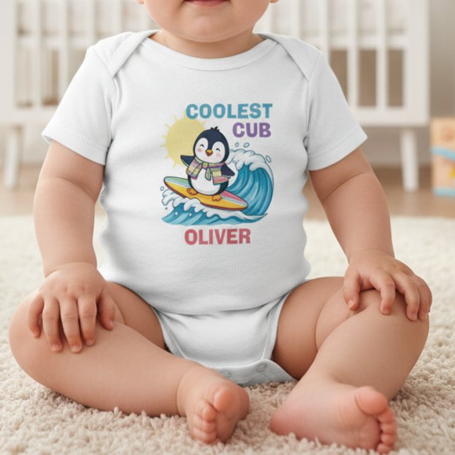 Body Para Bebé Pingüino Surfista "Coolest Cub" (Subido por el creador)