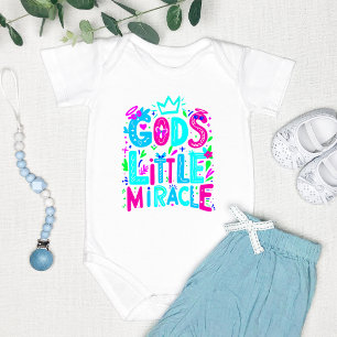 Body Para Bebé Pink & Blue Playful "El pequeño milagro de Dios"